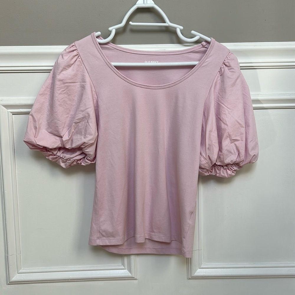 Old Navy top